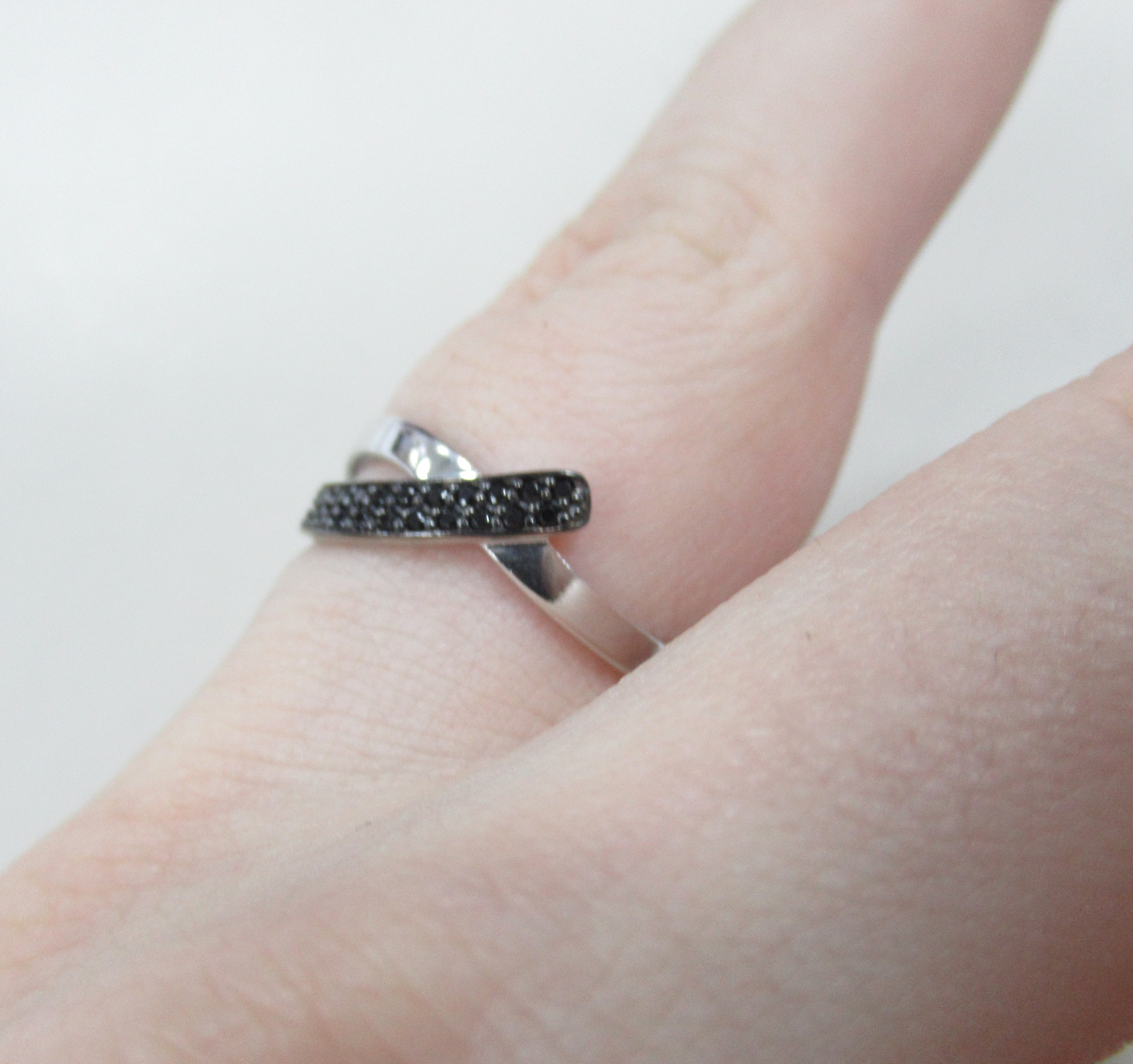 Серебряное кольцо со шпинелью